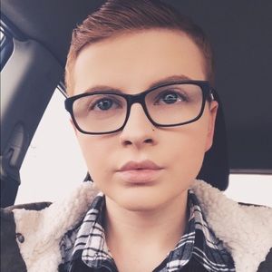 Meet your Posher, Chandler